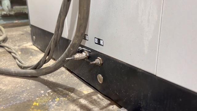 Компрессор винтовой б/у Atlas Copco GA-110 110 кВт смотреть онлайн