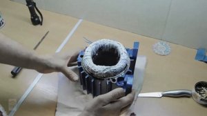 Как вывести три провода из электродвигателя и подключить его по схеме треугольник.