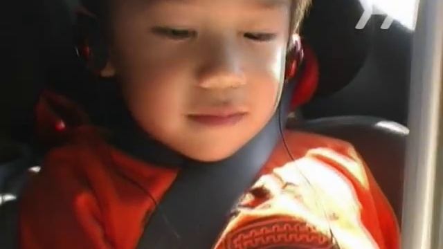 How to Entertain Children While Traveling смотреть онлайн