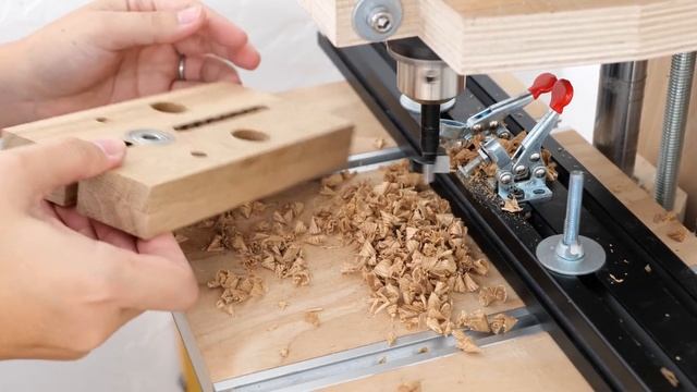 Adjustable 3-ways Doweling jig | DIY Dowel Jig смотреть онлайн