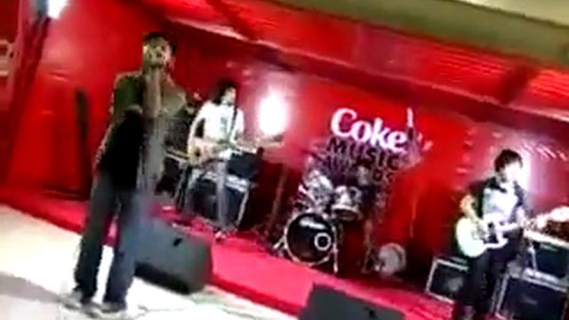 วงSyndrome ใครสักคน Live @ Coke music award 2 смотреть онлайн