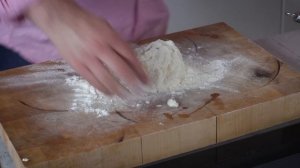Вкуснейшие СЫРНИКИ на манке (не разваливаются!) - рецепт шеф повара Ильи Лазерсона