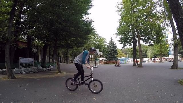 [O|S] Как делать Бинни-хоп на BMX & How to Bunny Hop BMX смотреть онлайн