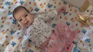 Как одеть новорождённого на прогулку осенью и весной. В чем гуляем.