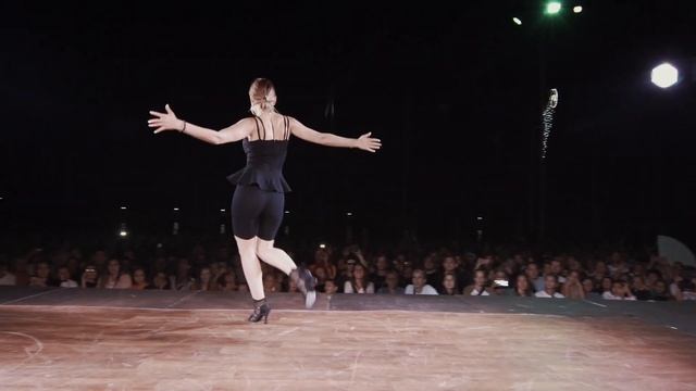 ЙОГУРТ & FUNKILLA VS ЛЕРА & КАРИНА ДЕКАБРЬСКАЯ | LOCKING-WAACKING смотреть онлайн