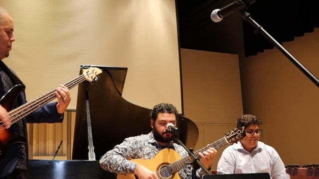 Flamenco Trio w/ Jose Valentino (flute/bass), Silviu Ciulei (guitar), & Robert Acevedo Jr. (cajon) смотреть онлайн
