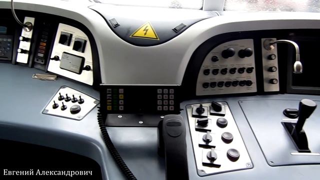 Тепловоз ТГ16М-001 (ТЧЭ-15) на \/ Международном ж/д салоне "ЭКСПО 1520" в 2015 г. смотреть онлайн