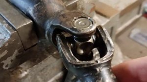 Рулевой карданчик Nissan Almera Classic / N16 после замены крестовины GMB