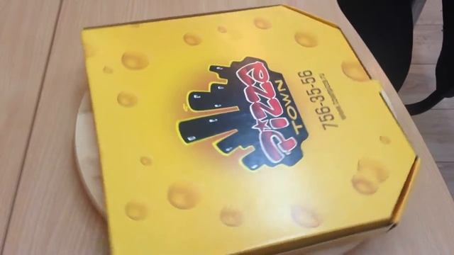 Коробка для пиццы смотреть онлайн