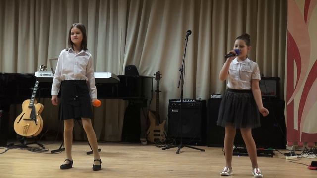 I Believe I Can Fly исполняет Алиса Новожилова и Виктория Коняхина смотреть онлайн