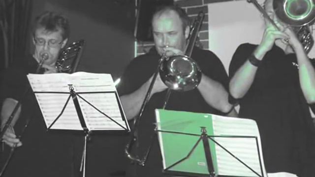Trombone show What a Wonderful World смотреть онлайн
