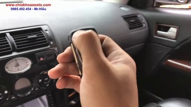 Làm chìa khoá gập Ford Mondeo 2003 | www.chiakhoaxeoto.com смотреть онлайн