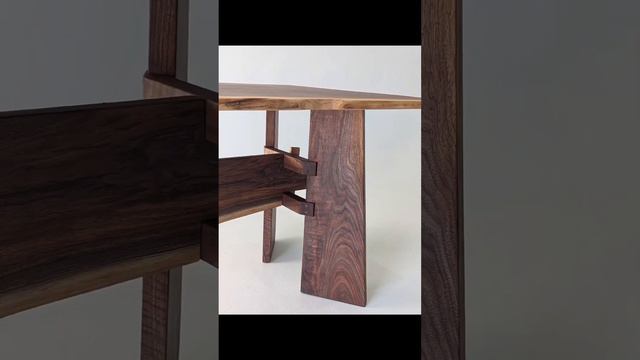 Loving this table by @damianbev (on IG) Those details!! 🔥🔥 Protected and beautified with #odiesoil смотреть онлайн
