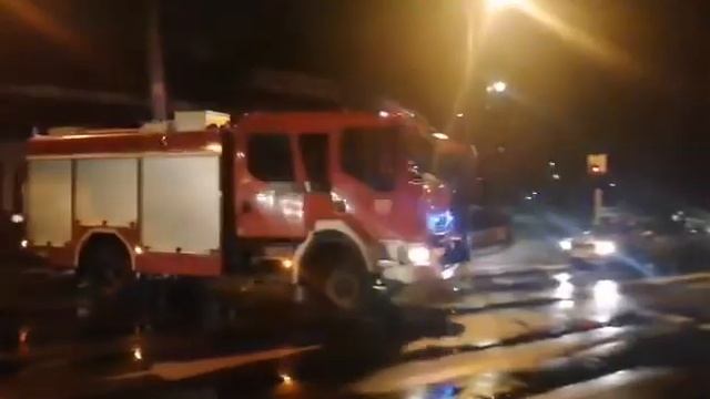 Wyjazd alarmowy wozu 671[S]21 - GBA 2,716 Renault Midlum 300 14 DXiISS Wawrzaszek -JRG Zabrze смотреть онлайн
