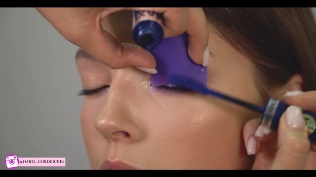 ЯРКИЙ МАКИЯЖ ГЛАЗ в ФИОЛЕТОВОЙ ГАММЕ / Фиолетовый Smoky Eyes / Макияж для карих (зеленных) глаз смотреть онлайн