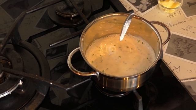 Палтус с морским гребешком под сливочно чесночном соусом смотреть онлайн