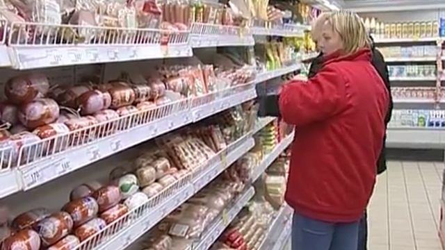 Пять корзин некачественных продуктов сняли с прилавка одного из магазинов в Череповце смотреть онлайн