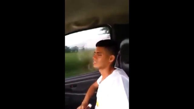 Спит в машине смотреть онлайн