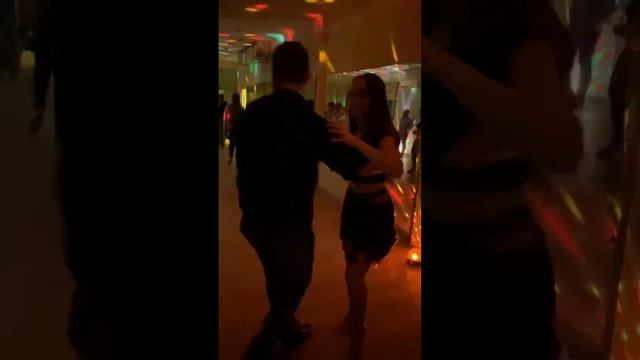 Танец в начале пути :) Главное - эмоции ;) смотреть онлайн