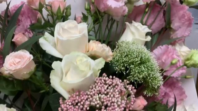 Букет экзотических цветов смотреть онлайн