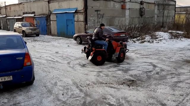 Тракторок ,,дрифтёр,,)) смотреть онлайн