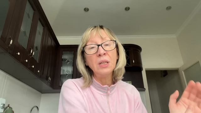 Адамян Эдик/Жмотяра,ты обещал посылку для мамы! Зажал?Сопли, слёзы!Эдя индийское кино уважает!Мужик смотреть онлайн