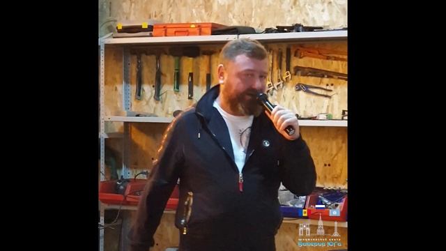 Валерий ЮГ начинает и передает музыкальную эстафету своему Другу и Коллеге, Хусейну Росаеву. смотреть онлайн