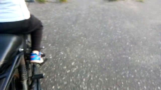 В 9 лет за рулём мотоцикла ？＃Top