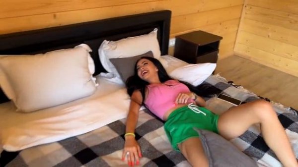 ХАСКИ НЕ МОЖЕТ ВЫБРАТЬСЯ С ОБРЫВА!