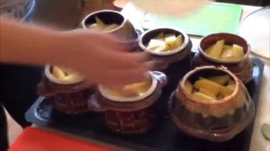 Что приготовить в горшочках? Жаркое в горшочке. Горячее блюдо.