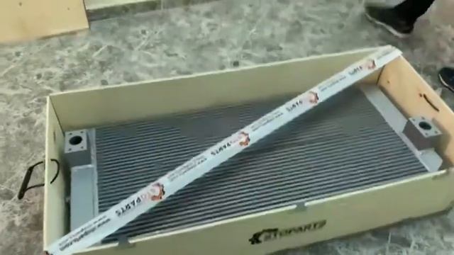 JCB JS MODEL OIL COOLER RADIATOR 30/927113 ; РАДИАТОР ОХЛАЖДЕНИЯ МАСЛА ДЛЯ СПЕЦТЕХНИКИ JCB МОДЕЛЬ J смотреть онлайн