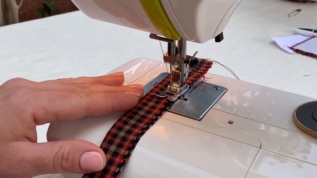 How to Make A Bow Tie / DIY Boys Clip on Bow Tie / Perfect for Silbon Fashion Garments смотреть онлайн
