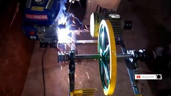 How to Make Free Energy Generator 220v With 3kw Alternator And 1 hp Motor Recycle Free Electricity