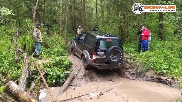 НАСТОЯЩЕЕ бездорожье для внедорожников НИВА Тойота и УАЗ Хантер 4х4 покатушка Трофи-лайф 2021 смотреть онлайн