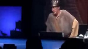 Михаил Ефремов. Веселый коровяк.