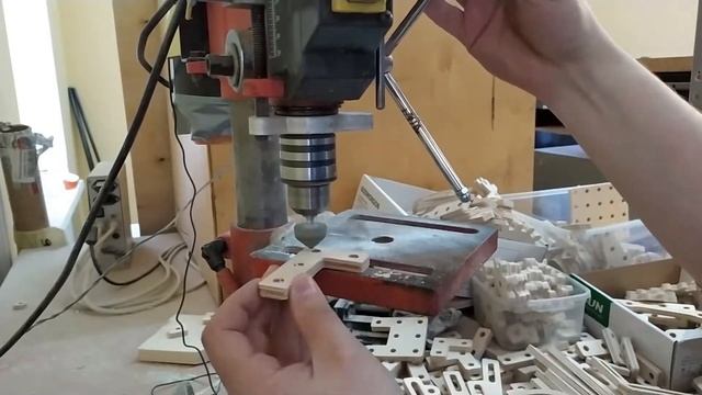 Производство Конструктора "Древлекс" и собранные модели. смотреть онлайн