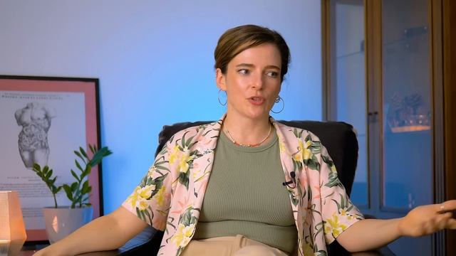 КОМУ НУЖНО ИСПОЛЬЗОВАТЬ СОЛНЦЕЗАЩИТНЫЙ КРЕМ? Читаем упаковку крема от загара ПРАВИЛЬНО! смотреть онлайн