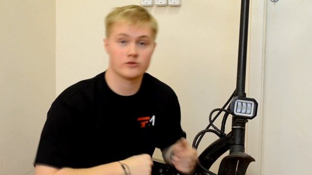 Установка фары Arctic 3.1+ на самокат