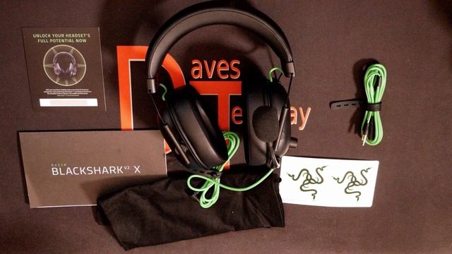 Razer BlackShark V2 X Gaming Headset Unboxing and overview Review смотреть онлайн