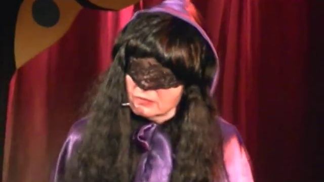 "Маленька Баба-Яга"премєра у Першому дитячему... смотреть онлайн