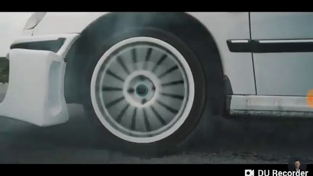 Сами Несери на Taxi Marseille 2018 бомбит по Москве смотреть онлайн