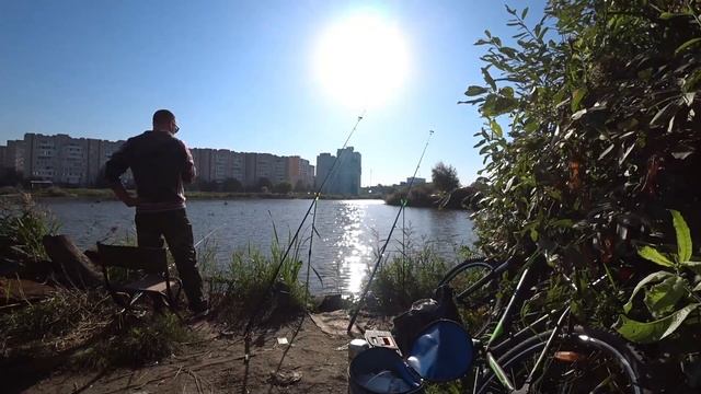 Осенний карась , рыбалка в сентябре на карася 2020!)) смотреть онлайн