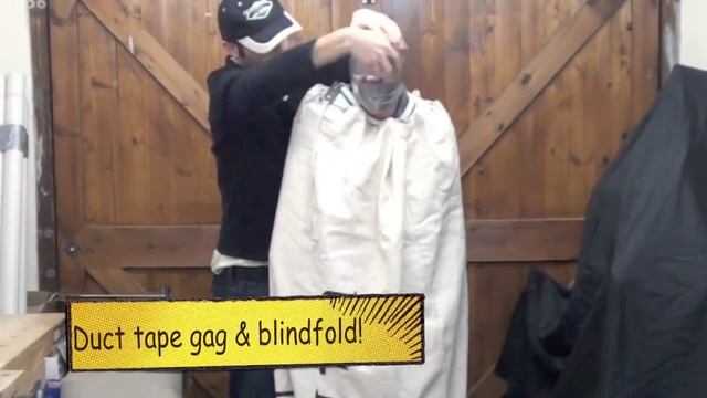 Mail Bag Escape within 2 sealed wheelie bin bags! смотреть онлайн