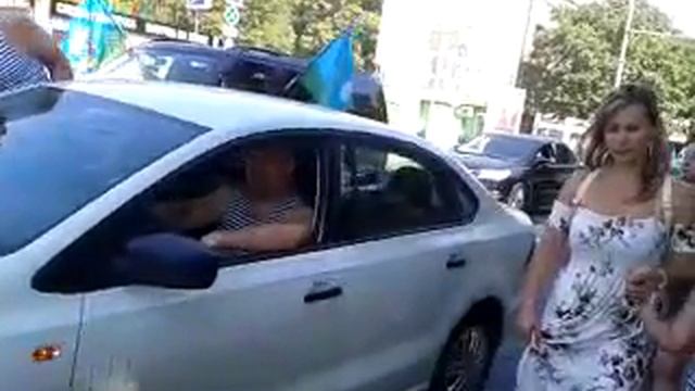 День ВДВ 2 августа 2018г. (Краснодар, улица Красная) смотреть онлайн