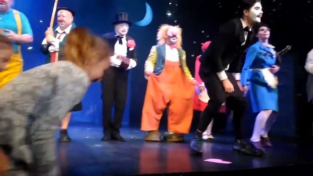 Ая-яй-ревю   Лицедеи