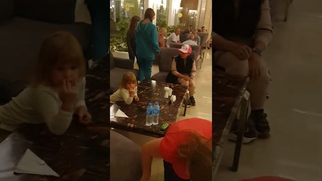 масовые отмены и задержки рейсов Хургада бич альбатрос резорт смотреть онлайн