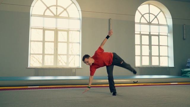 Тренировка динозавров паркура и брейк данса смотреть онлайн