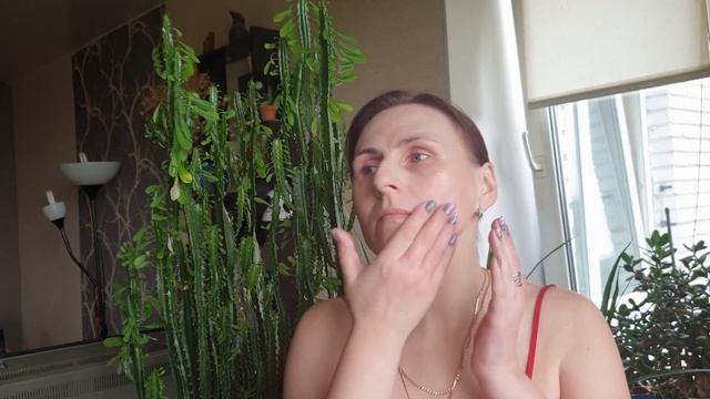 Пилинг- скатка Yogurt Peeling Gel Onsaemeein распаковка-тест.