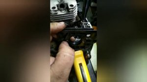 1_бензо-пила-HUTER-BS-45 почему не заводится