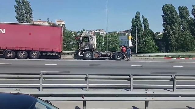 Порт в Ростове-Мега Сталилетейный завод смотреть онлайн